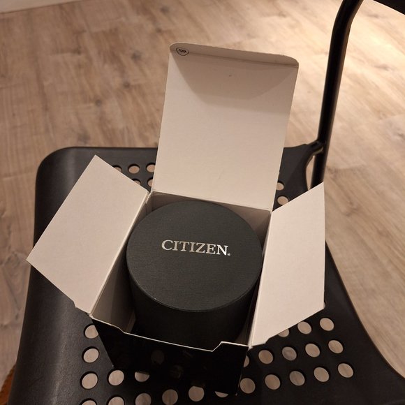 Citizen Eco drive watch model "Tuxedo" - Picture 3 of 9